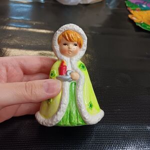 Vtg Christmas 50s 60s Figurine Girl Hippie Green Daisy Coat MV KOREA Handpainted